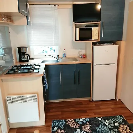 Mobil 5 Pers Proche D'europa Park E020 Camping *